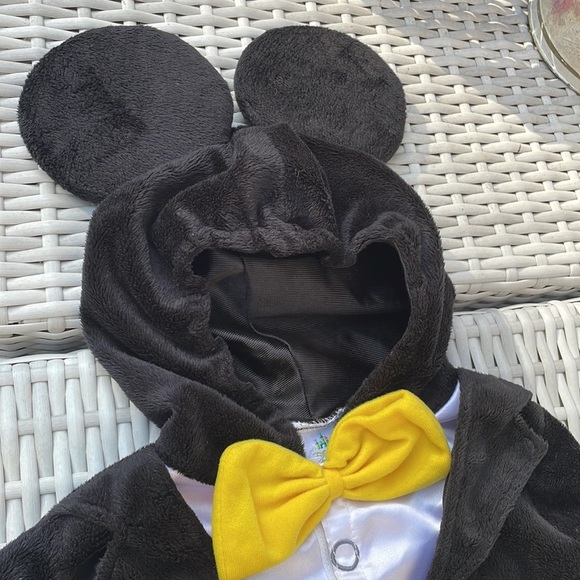 Disney Mickey Mouse 1pc Tux Costume Size 6-9 Months an 12 months - Picture 2 of 12
